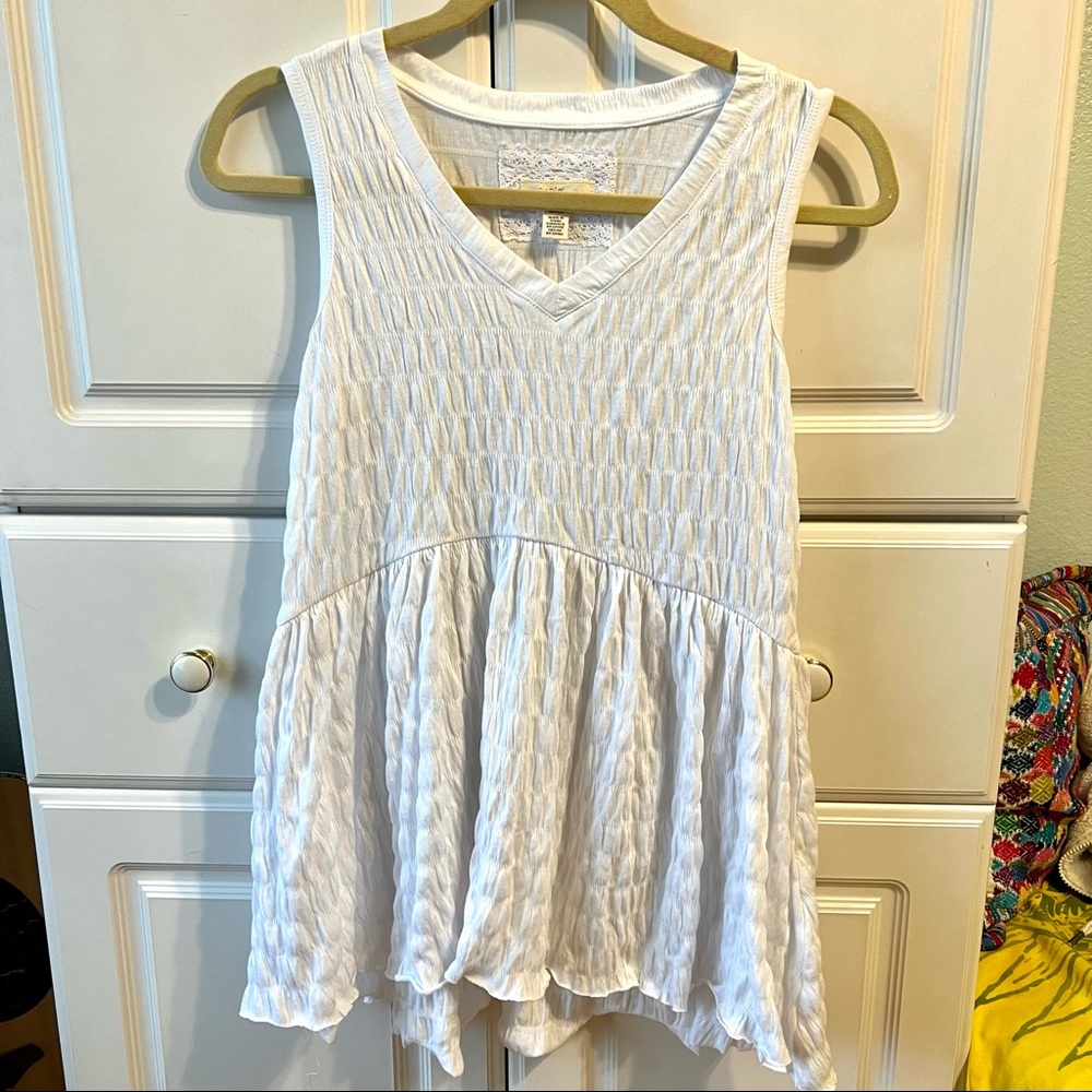 Cupio White Tank Peplum Top🤍